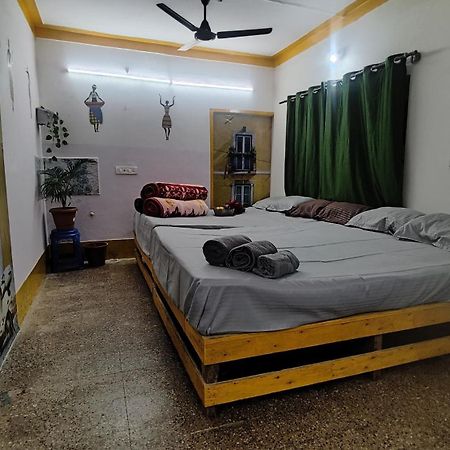 Narasimharaja Puram Adh Amilia Gardens酒店 外观 照片